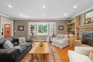 8 Washington Ave, East Setauket, NY 11733 - Photo 25