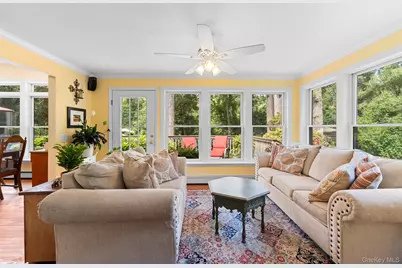 8 Washington Avenue, East Setauket, NY 11733 - Photo 11