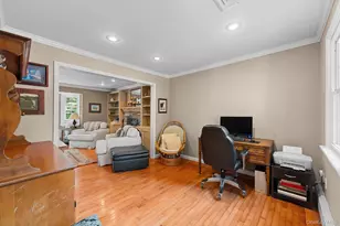 8 Washington Ave, East Setauket, NY 11733 - Photo 23
