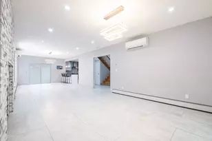 83-34 116th St, Kew Gardens, NY 11418 - Photo 3