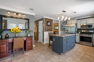 131 Jamaica Ave, Medford, NY 11763 - Photo 13
