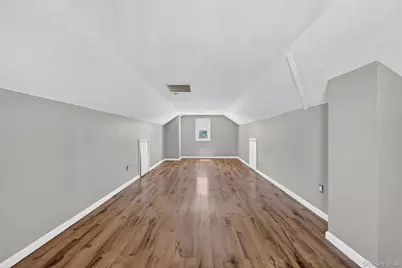 86 Remsen Avenue, Hempstead, NY 11550 - Photo 17