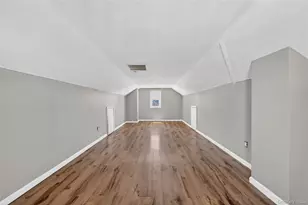 86 Remsen Ave, Hempstead, NY 11550 - Photo 17