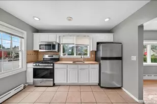 86 Remsen Ave, Hempstead, NY 11550 - Photo 11