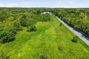 704 Hubbard Ave, Aquebogue, NY 11901 - Photo 15