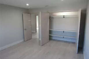 89 Kenneth Pl, New Hyde Park, NY 11040 - Photo 15