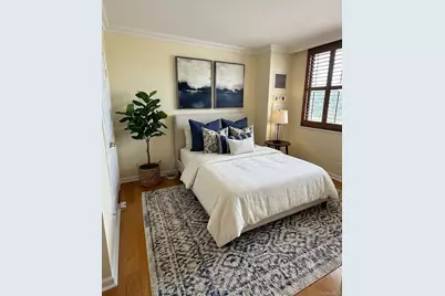 27110 Grand Central Parkway #1U, Floral Park, NY 11005 - Photo 9