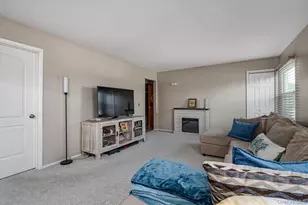 672 Windmill Ave, West Babylon, NY 11704 - Photo 23