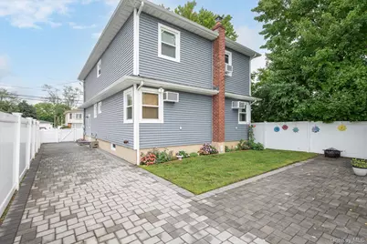 672 Windmill Avenue, West Babylon, NY 11704 - Photo 31
