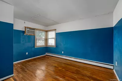 672 Windmill Avenue, West Babylon, NY 11704 - Photo 15