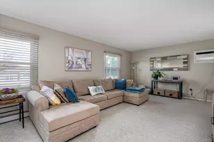 672 Windmill Ave, West Babylon, NY 11704 - Photo 21