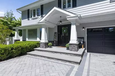27 Winslow Lane, Smithtown, NY 11787 - Photo 3