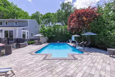 27 Winslow Lane, Smithtown, NY 11787 - Photo 33