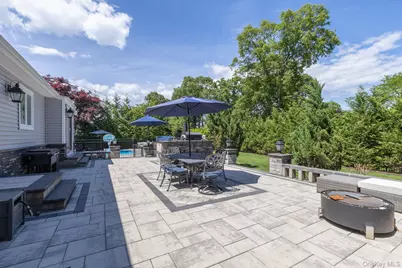 27 Winslow Lane, Smithtown, NY 11787 - Photo 37