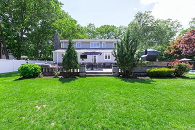 27 Winslow Lane, Smithtown, NY 11787 - Photo 41