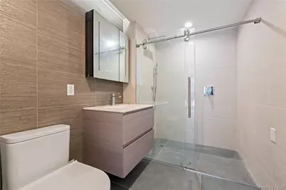 144-49 Northern Boulevard #224, Flushing, NY 11354 - Photo 17