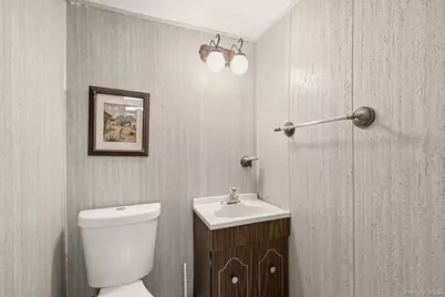 74 Rockland Drive, Jericho, NY 11753 - Photo 31