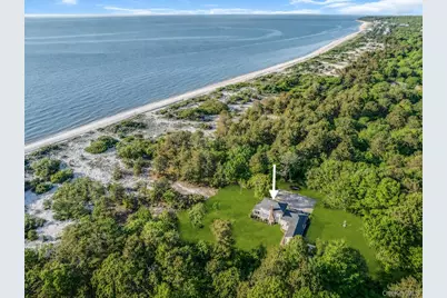 3651 Soundview Avenue, Peconic, NY 11958 - Photo 1