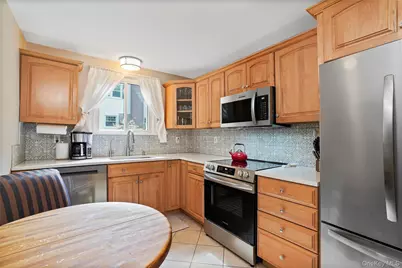 61 Ridgewood Drive, Pleasantville, NY 10570 - Photo 11