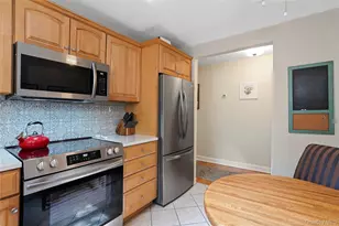 61 Ridgewood Dr, Pleasantville, NY 10570 - Photo 13