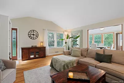 61 Ridgewood Drive, Pleasantville, NY 10570 - Photo 7