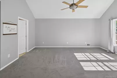 235 Kettles Lane, Medford, NY 11763 - Photo 21