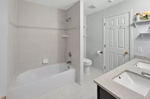 235 Kettles Ln, Medford, NY 11763 - Photo 25