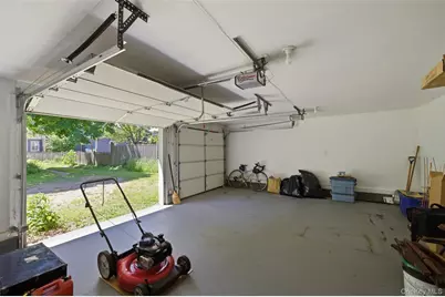 149 Maple Avenue, Westbury, NY 11590 - Photo 29