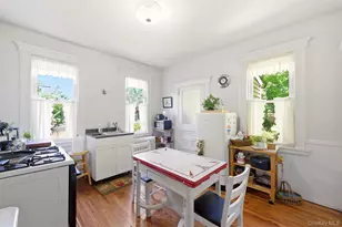 149 Maple Ave, Westbury, NY 11590 - Photo 17