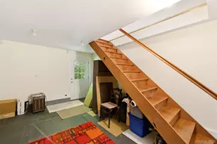 149 Maple Ave, Westbury, NY 11590 - Photo 31