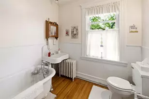 149 Maple Ave, Westbury, NY 11590 - Photo 25