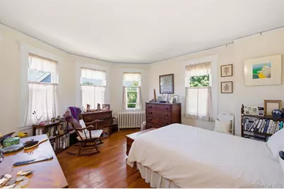 149 Maple Avenue, Westbury, NY 11590 - Photo 23