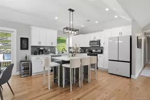 110 N Drury Ln, Newburgh, NY 12550 - Photo 11