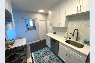 27010 Grand Central Parkway #10B, Floral Park, NY 11005 - Photo 11