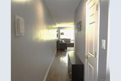 324 Post Avenue #1G, Westbury, NY 11590 - Photo 5