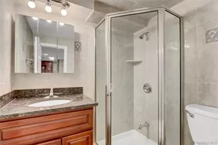 32 3rd Ave, New Hyde Park, NY 11040 - Photo 27