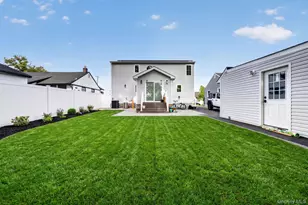 99 Kuhl Ave, Hicksville, NY 11801 - Photo 25