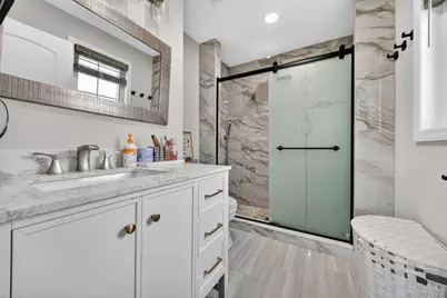 99 Kuhl Avenue, Hicksville, NY 11801 - Photo 13