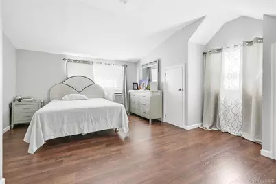 3 Ash Court, Hempstead, NY 11550 - Photo 21