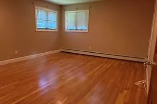 11 Darien Pl, East Northport, NY 11731 - Photo 9
