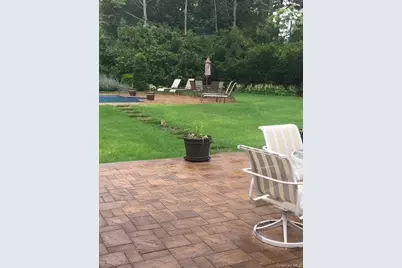 11 Darien Place, East Northport, NY 11731 - Photo 5