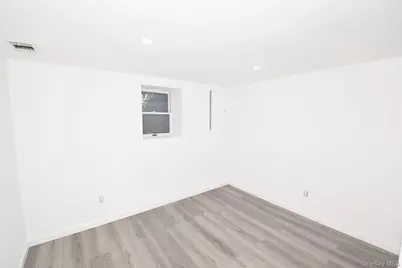 235 E 1st Street, Deer Park, NY 11729 - Photo 15