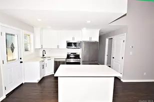 235 E 1st St, Deer Park, NY 11729 - Photo 7