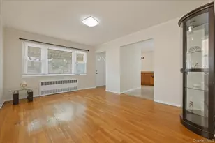 51 Hickory Rd, Port Washington, NY 11050 - Photo 3