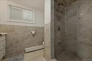 51 Hickory Rd, Port Washington, NY 11050 - Photo 11