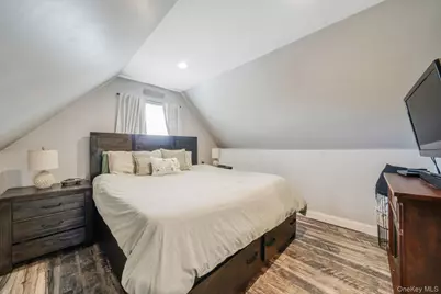 51 W Lake Drive, Patchogue, NY 11772 - Photo 17