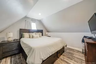 51 W Lake Dr, Patchogue, NY 11772 - Photo 17