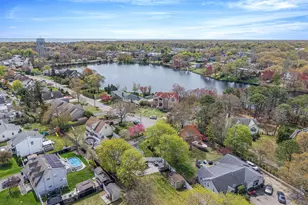 51 W Lake Dr, Patchogue, NY 11772 - Photo 31