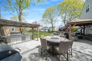51 W Lake Dr, Patchogue, NY 11772 - Photo 27