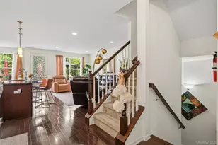93 Meadow View Dr, Middletown, NY 10940 - Photo 5